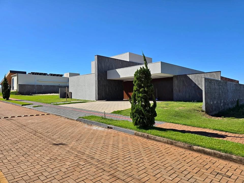 Residência de Alto Luxo Riviera Garden c/ Lazer Privativo em Mandaguaçu